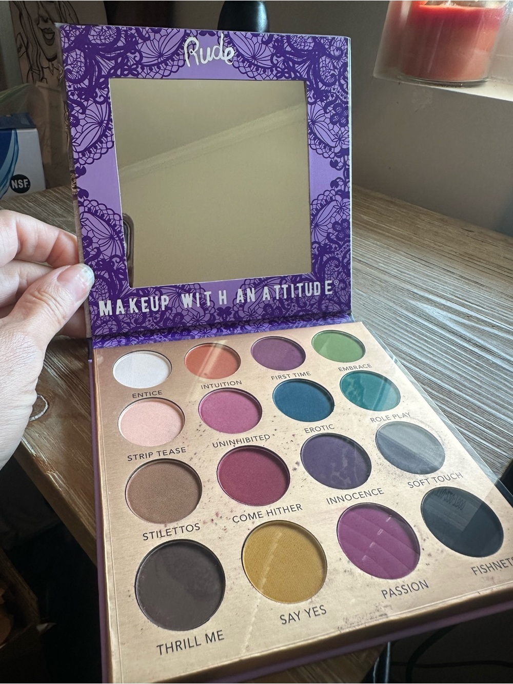 Colorful Eyeshadow Palette – Assorted Shades